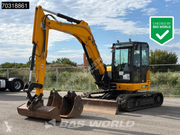 Mini pelle JCB