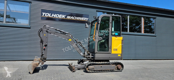 Minikoparka Volvo