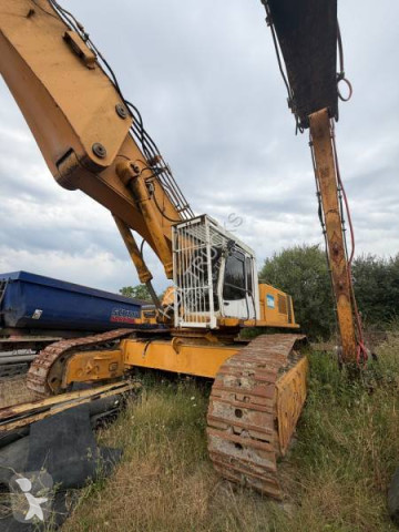 Liebherr R974