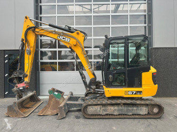 Mini pelle JCB