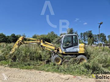 Kolová lopata New Holland