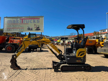 New Holland E17C