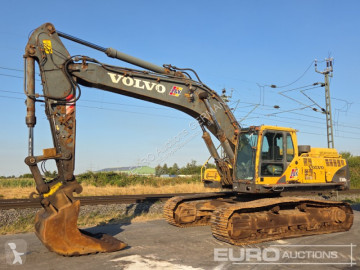 Pelle sur chenilles Volvo