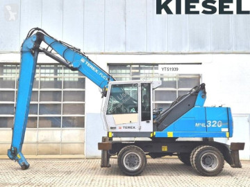 Pelle de manutention Fuchs