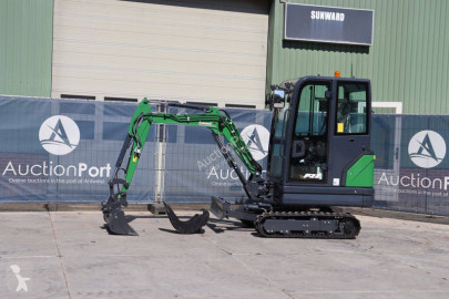 Miniexcavadora nueva