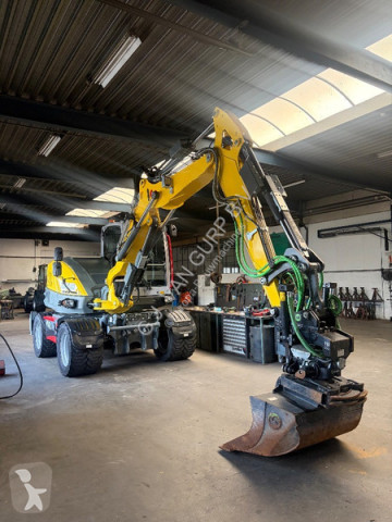 Graafmachine op banden Wacker Neuson