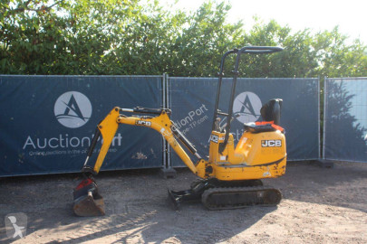 JCB8008