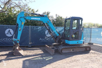 Excavadora de cadenas Airman