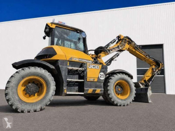 Excavadora de ruedas JCB