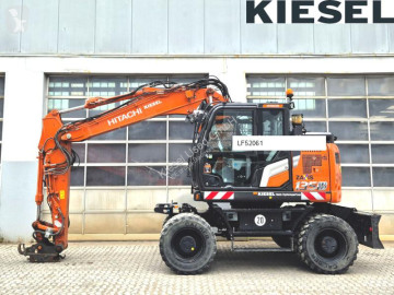 Hitachi wheel excavator