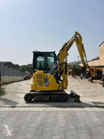 Міні-екскаватор Komatsu