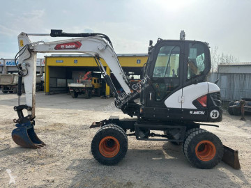 Bobcat wheel excavator