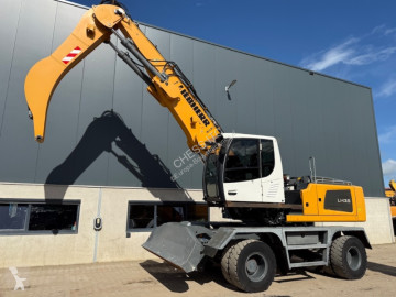 Liebherr anyagmozgató rakodógép