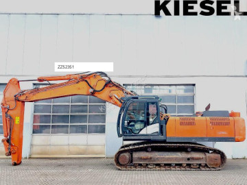 Hitachi lánctalpas kotrógép