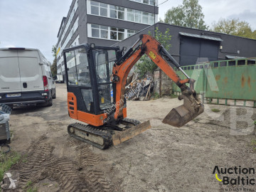 Hitachi minikotrógép