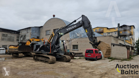 Volvo lánctalpas kotrógép