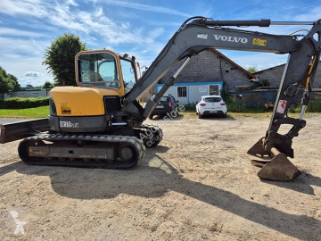 Excavator pe şenile Volvo