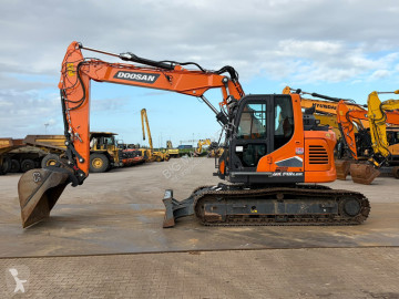 Excavator pe şenile Doosan