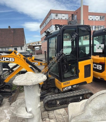 Mini pelle JCB