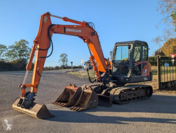 Doosan Solar 75 V