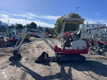 Mini-escavadora Takeuchi