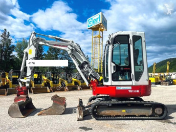 Miniexcavadora Takeuchi