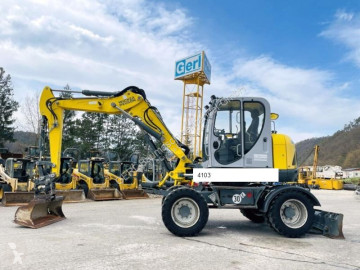 Excavadora de ruedas Neuson