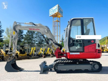 Miniexcavadora Takeuchi
