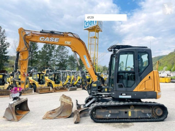 Miniexcavadora Case