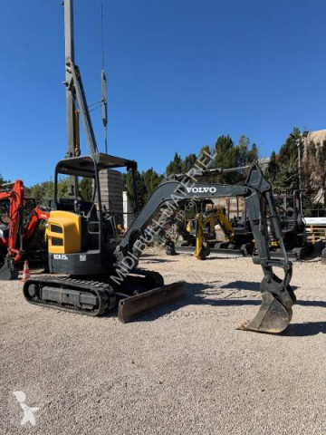 VolvoEC25