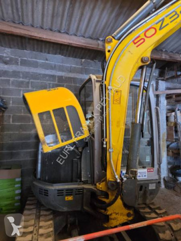 Mini-escavadora Neuson