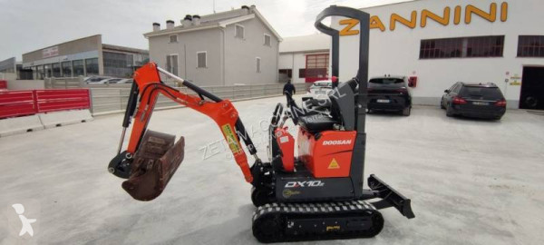 Mini pelle Doosan