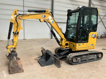 Mini-escavadora Caterpillar