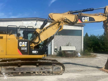 Pelle sur chenilles Caterpillar