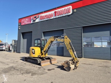 Caterpillar305