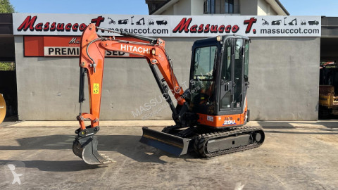 Rýpadlo Hitachi