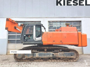 Excavator pe şenile Hitachi
