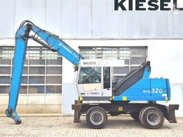 Excavator pentru manipulare Fuchs
