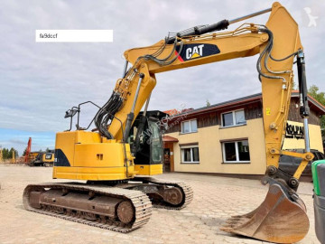 Excavator pe şenile Caterpillar