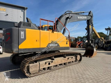 Pelle sur chenilles Volvo