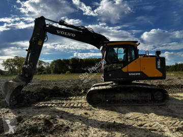Pelle sur chenilles Volvo