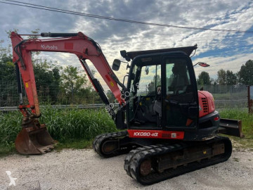 Pelle sur chenilles Kubota