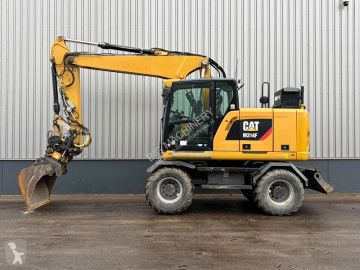 Pelle sur pneus Caterpillar