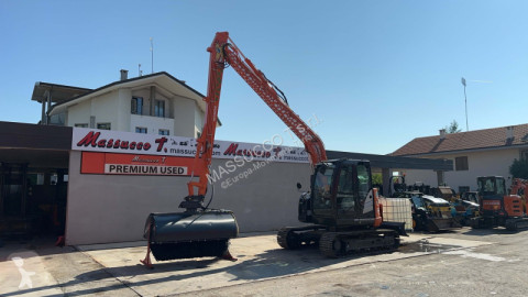 Pelle Hitachi