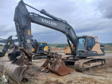 Pelle sur chenilles Volvo