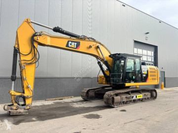 Pelle sur chenilles Caterpillar