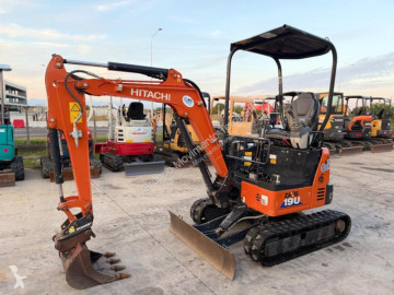 Mini-lopata Hitachi