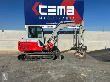 جرافة صغيرة Takeuchi
