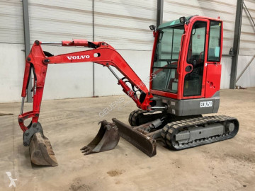VolvoEC25
