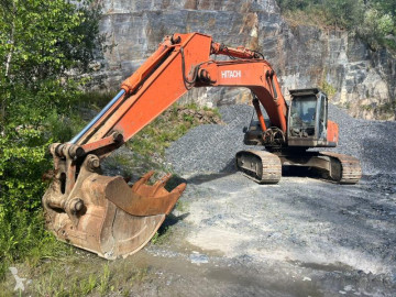 Pásová lopata Hitachi